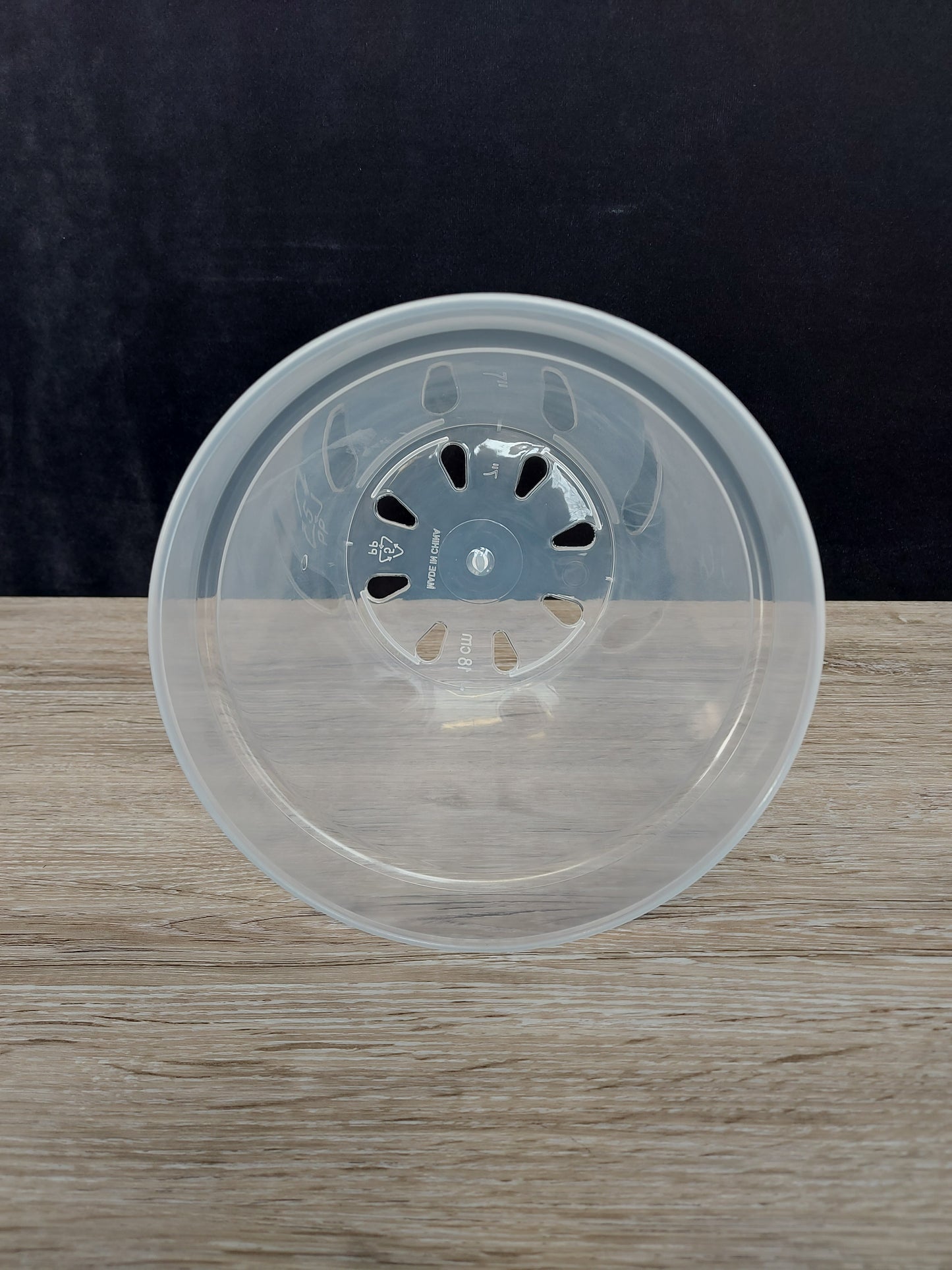 7" Clear Plant Pot